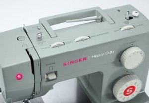 SINGER 4423 Heavy Duty Sewing Machine Top